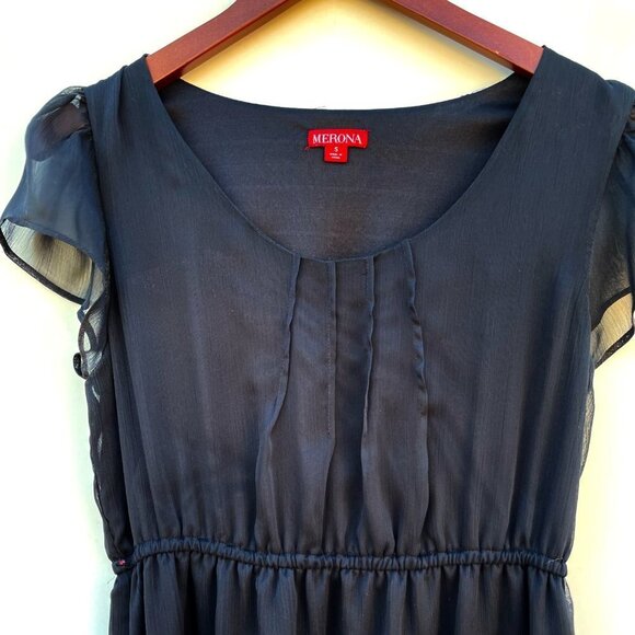 Black Dress - Picture 4 of 5